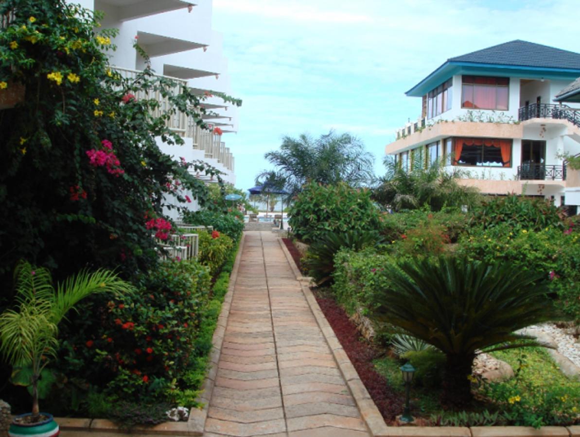 Beachcomber Hotel And Resort ดาร์เอสซาลาม ภายนอก รูปภาพ