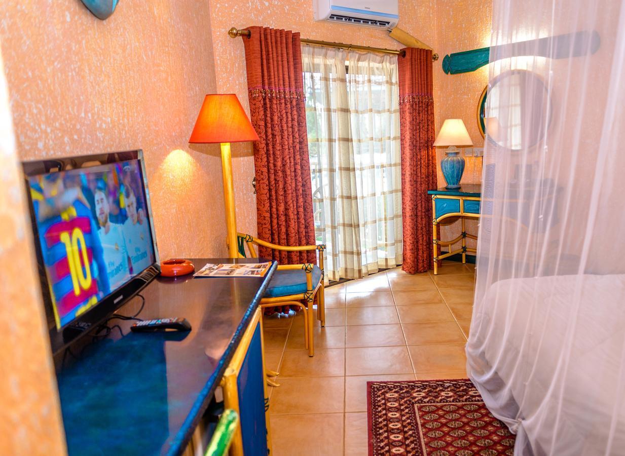 Beachcomber Hotel And Resort ดาร์เอสซาลาม ภายนอก รูปภาพ